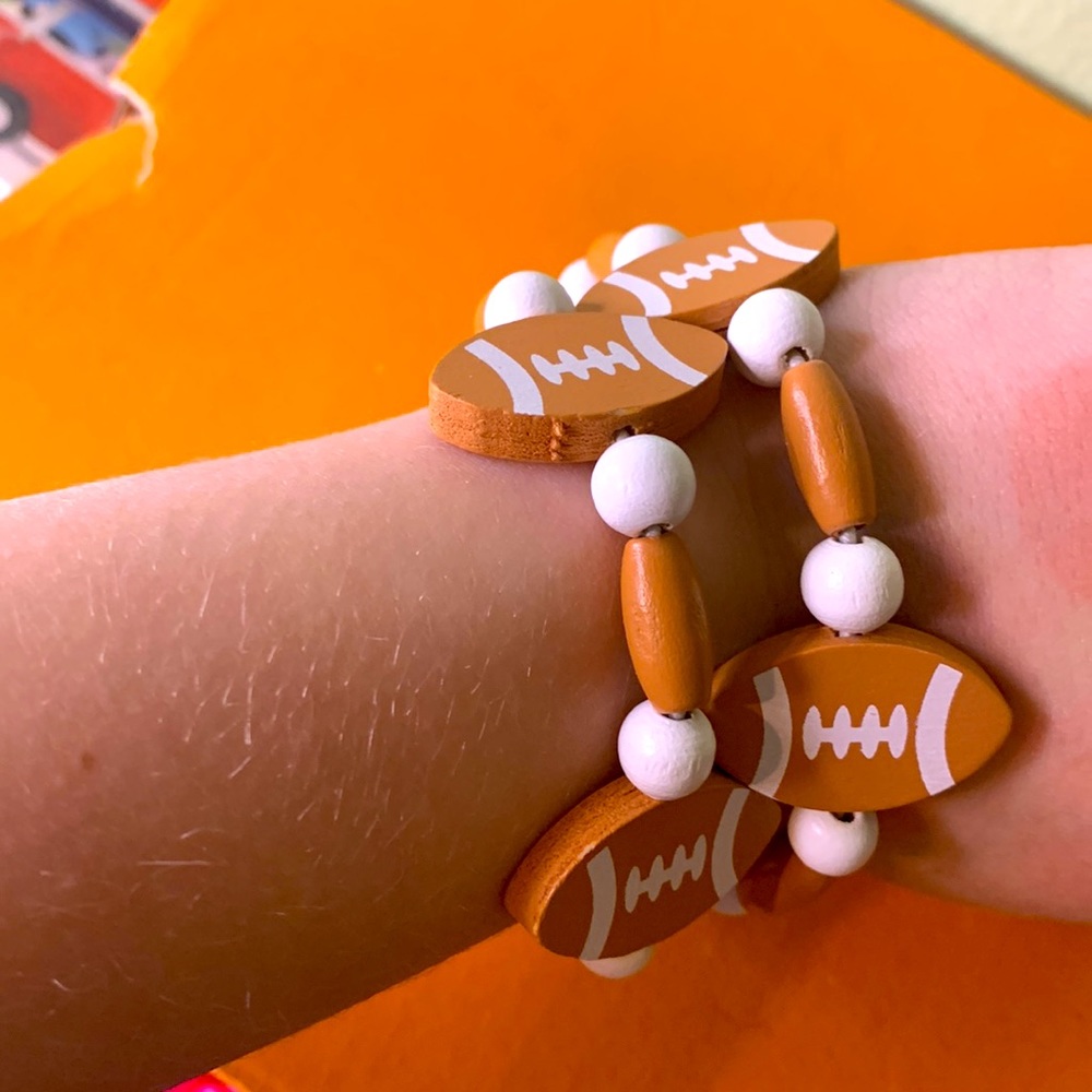 Football necklace/bracelet - Picture 5 of 6